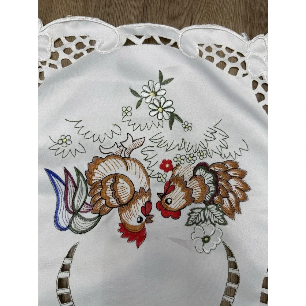 Chicken Cross Stitch Linen Hand Embroidered White Dresser Table Runner 33